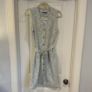 J. McLaughlin Sleeveless Button-Front Midi Dress in Light Gray